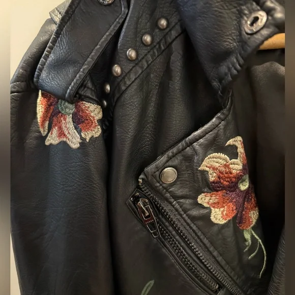 BLANK NYC Vegan Leather Moto Jacket, studded + floral embroidery - Picture 3 of 5